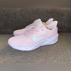 New Girls Pink Nike Star Runner Shoes